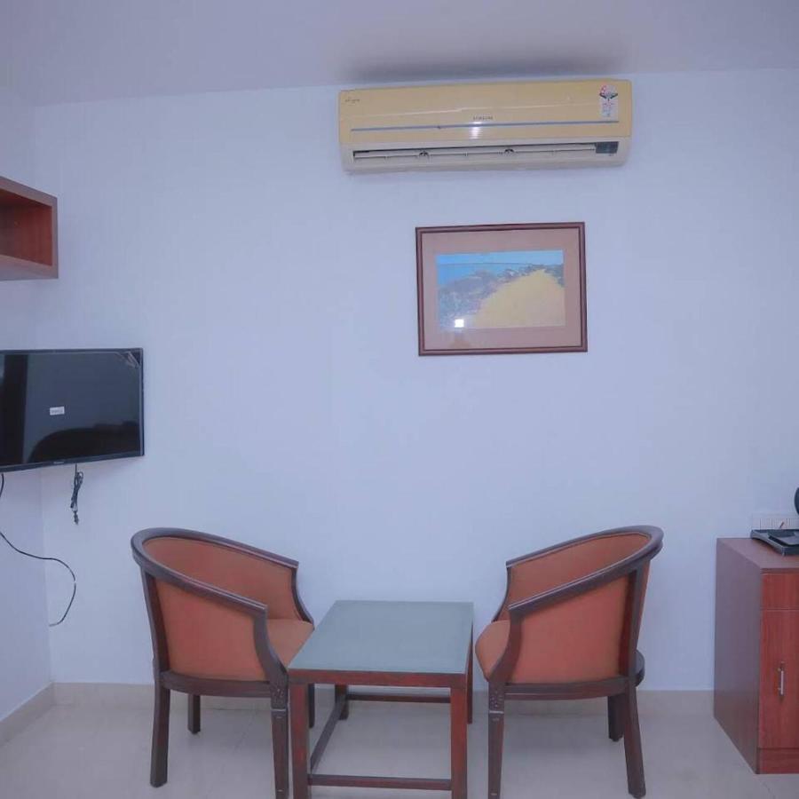 Redbell Suites Malapuram 말라푸람 외부 사진